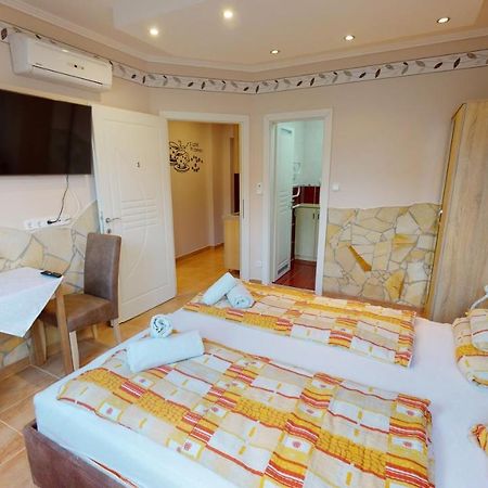 Cristian Apartman Hajdúszoboszló Extérieur photo