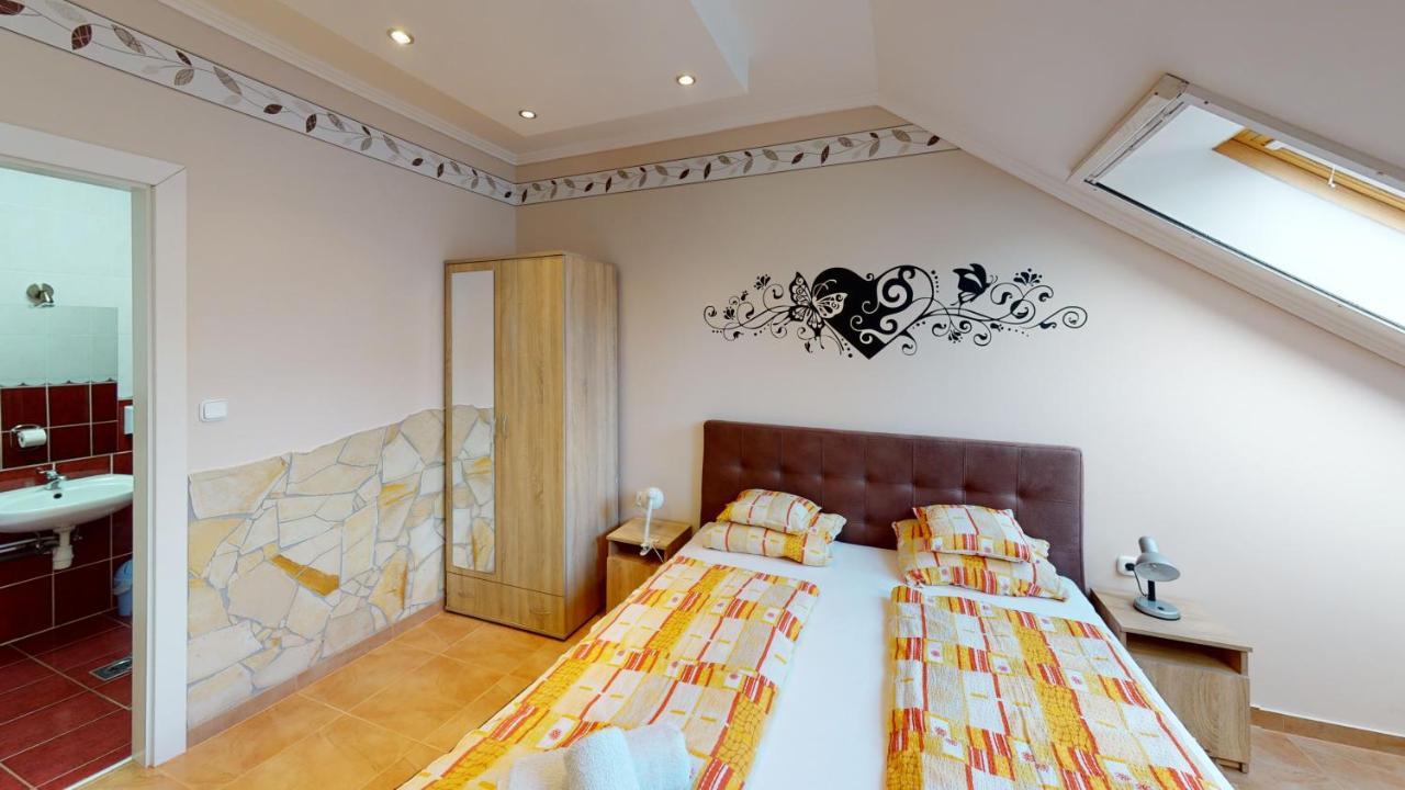 Cristian Apartman Hajdúszoboszló Extérieur photo