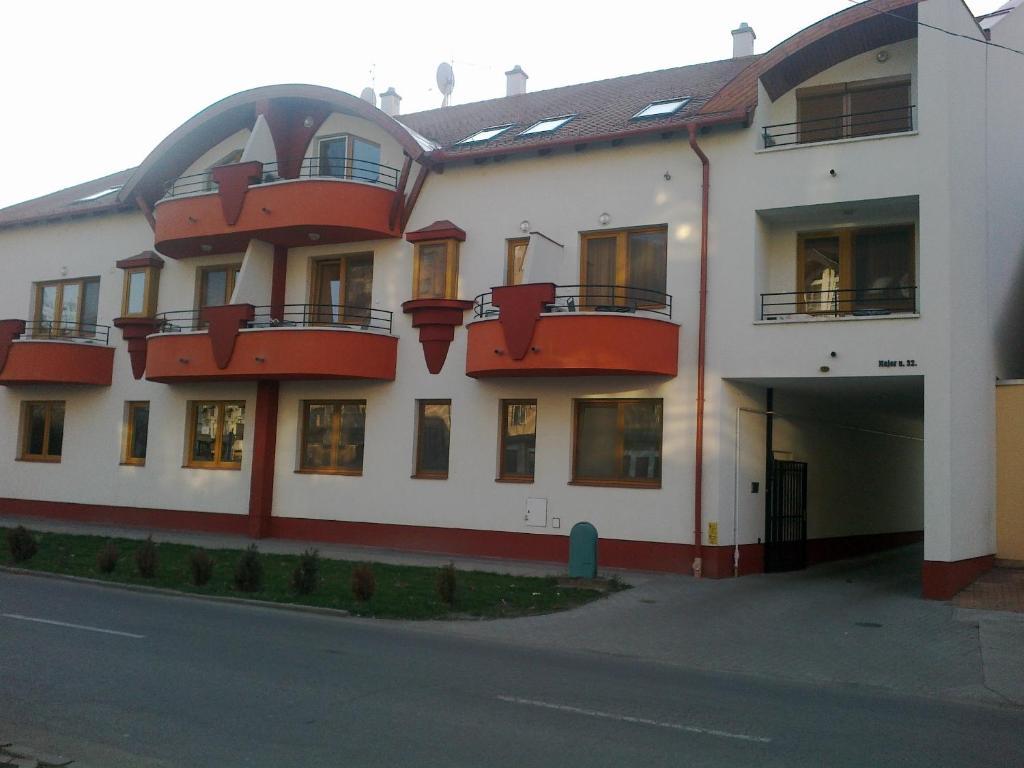Cristian Apartman Hajdúszoboszló Extérieur photo